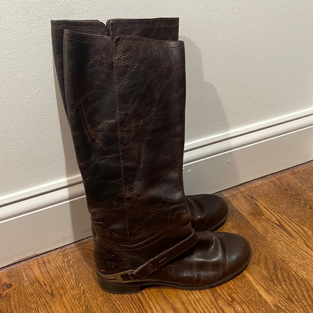 Used Ugg Boot